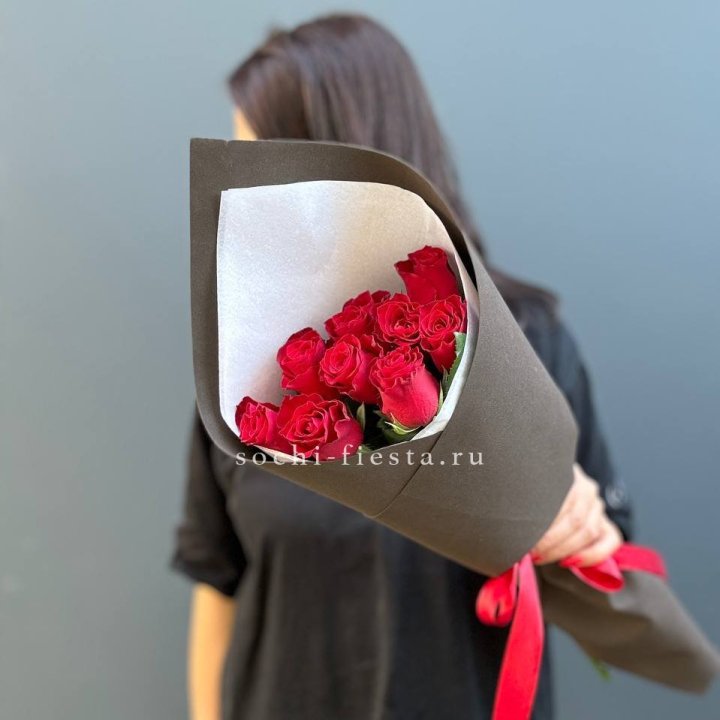 9 красных роз в фоамиране в Пензе