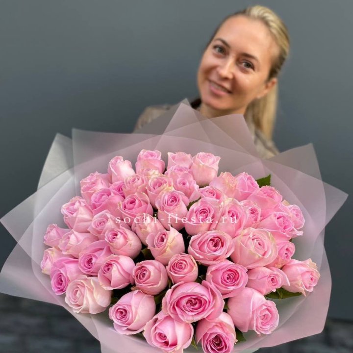 51 розовая роза в Пензе