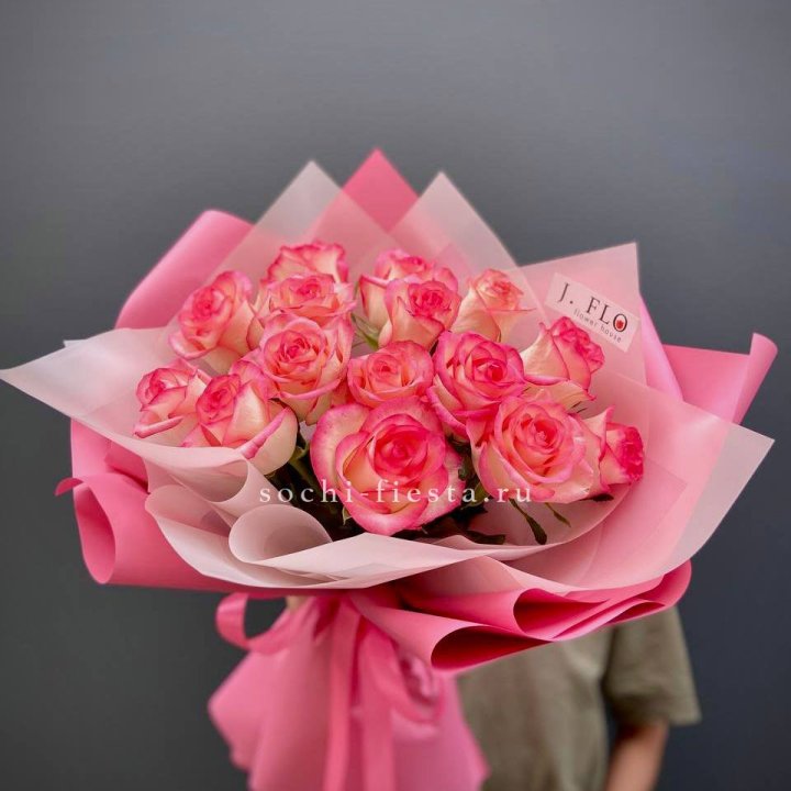 15 роз "Джумилия" в Пензе