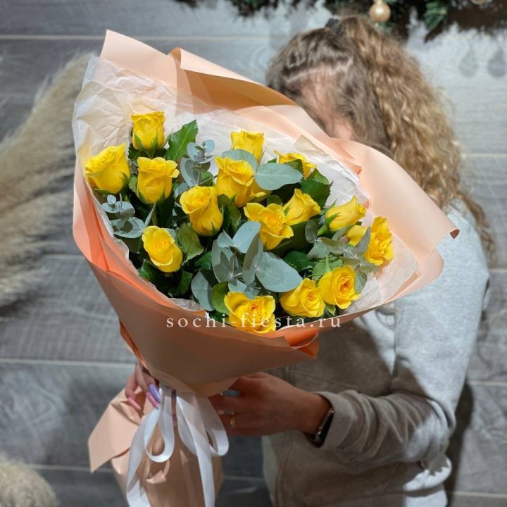15 желтых роз в Пензе