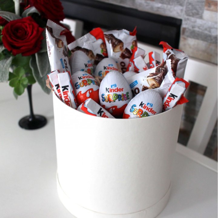 Коробка с киндерами  в Пензе