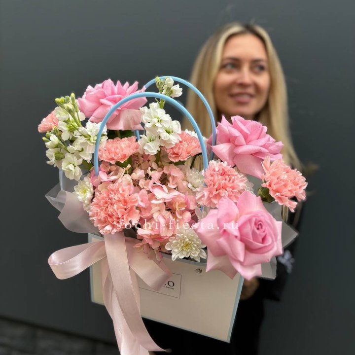 Сумочка "Бал цветов" в Пензе