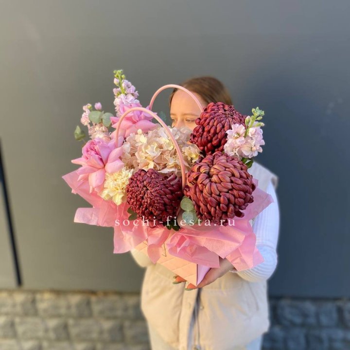 Сумочка нежная с бигуди в Пензе