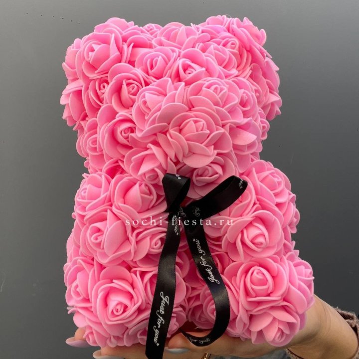 Игрушка медведь из розовых роз в Пензе