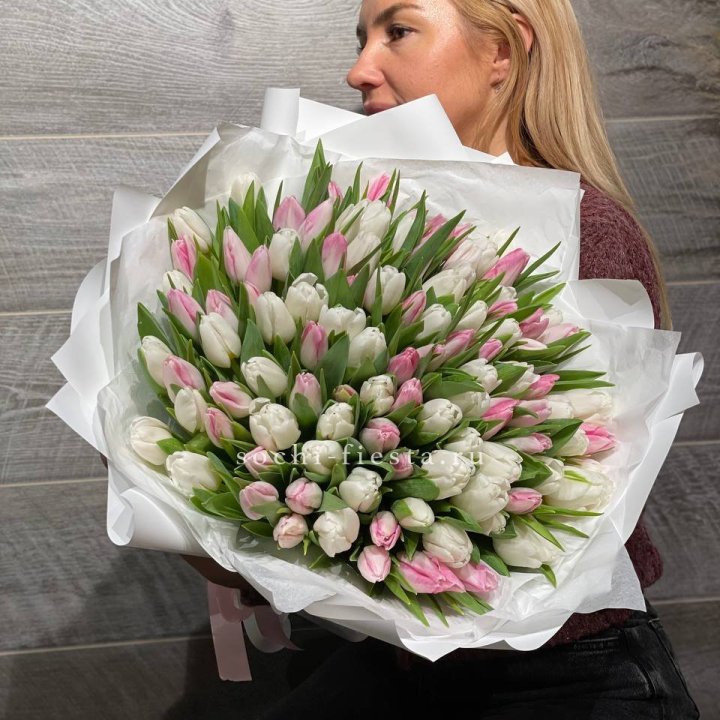 101 тюльпан нежный микс в Пензе