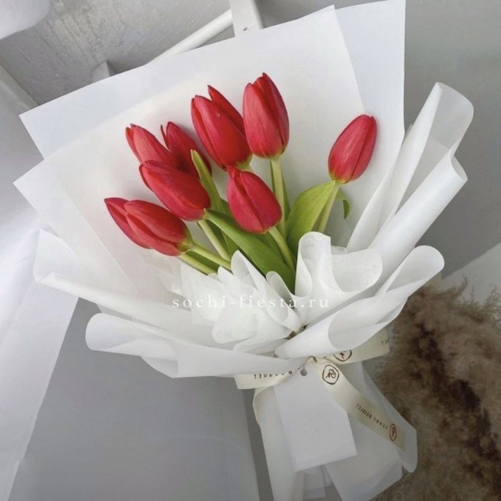 Букет красных тюльпанов в Пензе