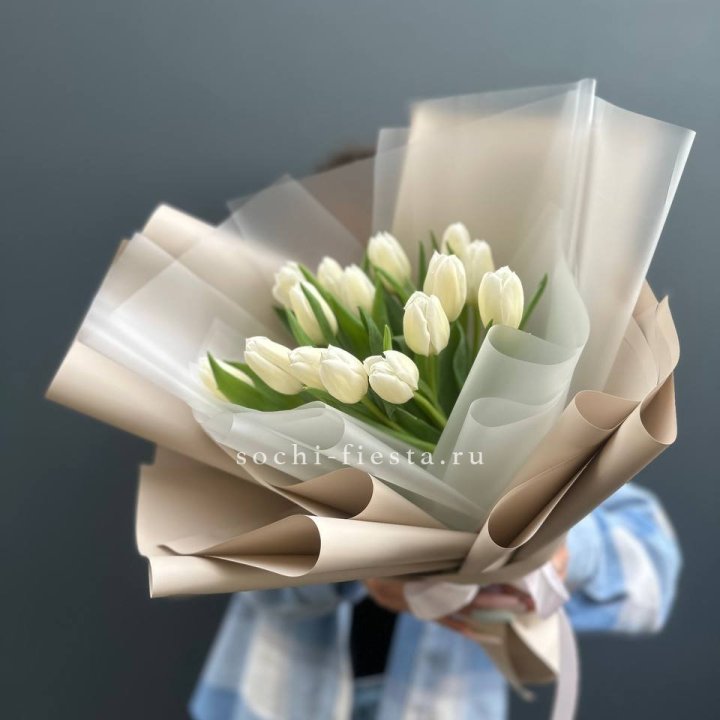 Букет из 15 белых тюльпанов в Пензе
