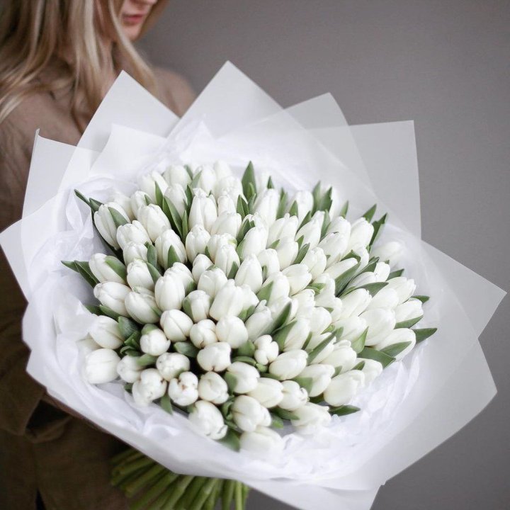 101 белый тюльпан в Пензе