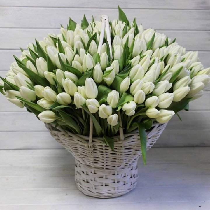 Корзина из 151 тюльпана в Пензе