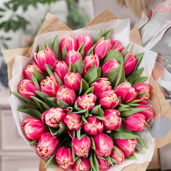 Букет пионовидных тюльпанов в Пензе